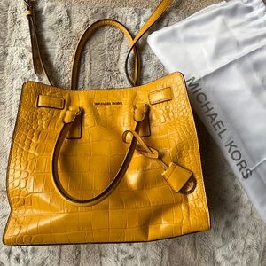 MICHAEL KORS BAG